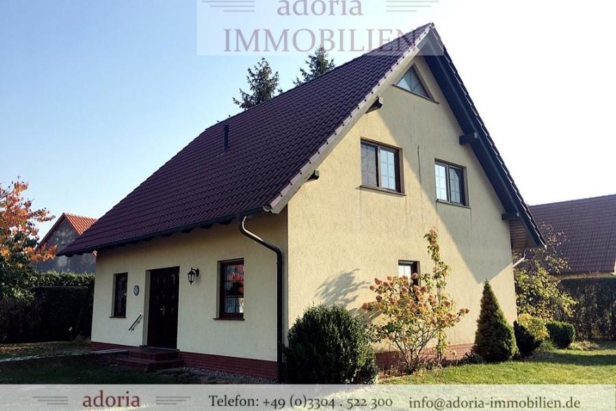 SCHÖNES EINFAMILIENHAUS (vermietet) + BAUPLATZ in Klein-Ziethen