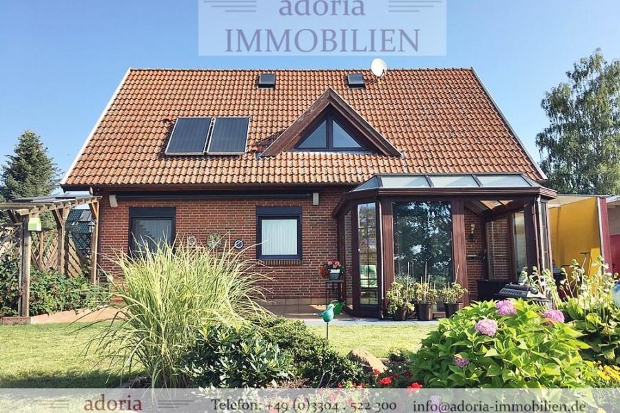 Gepflegtes Einfamilienhaus mit traumhaftem Feldblick am Ortsrand - Schwante (OHV)