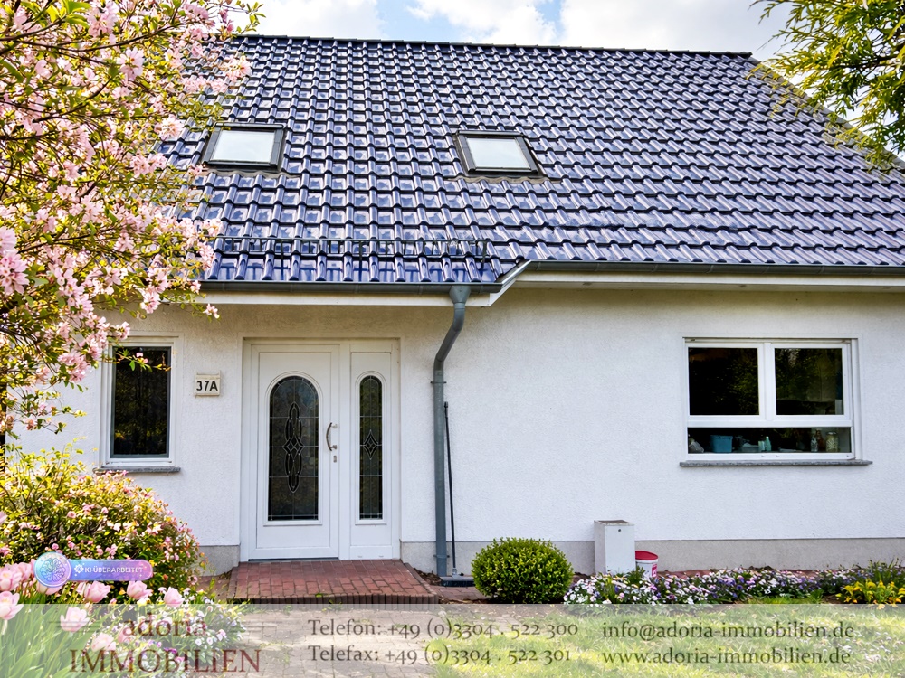 * Großzügiges Einfamilienhaus in gefragter
Wohnlage * herrlicher Feldblick * Seenähe